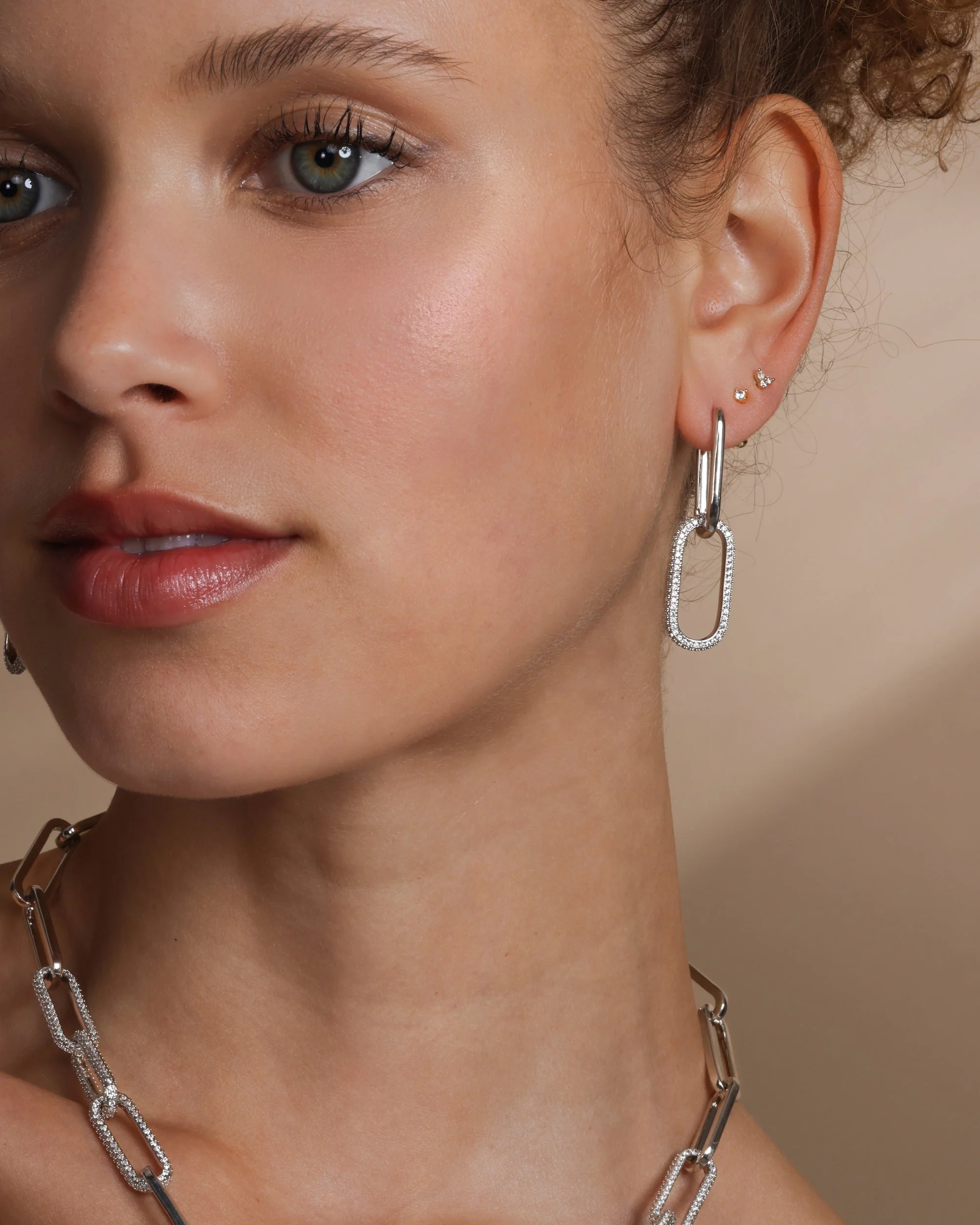 Carrie Pavé Chain Convertible Huggies - Silver|White Diamondettes - Image 2