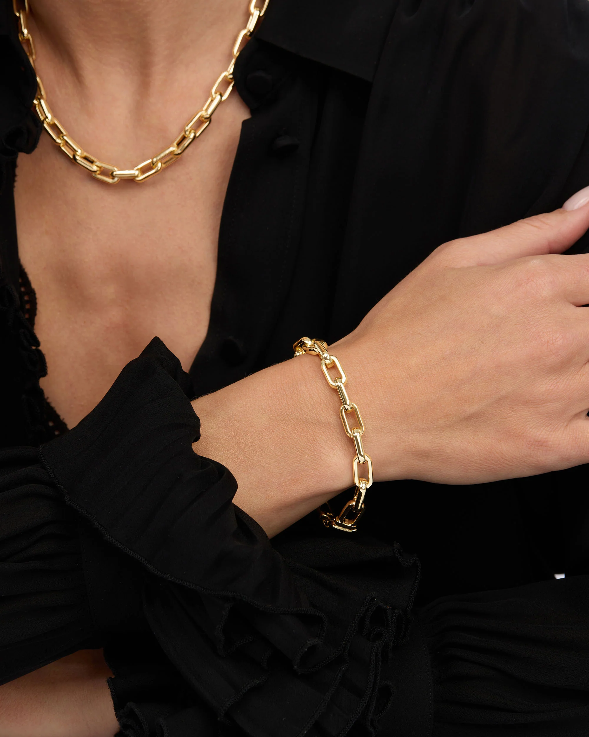 Lil Frankie Chain Bracelet 8mm - Gold - Image 2