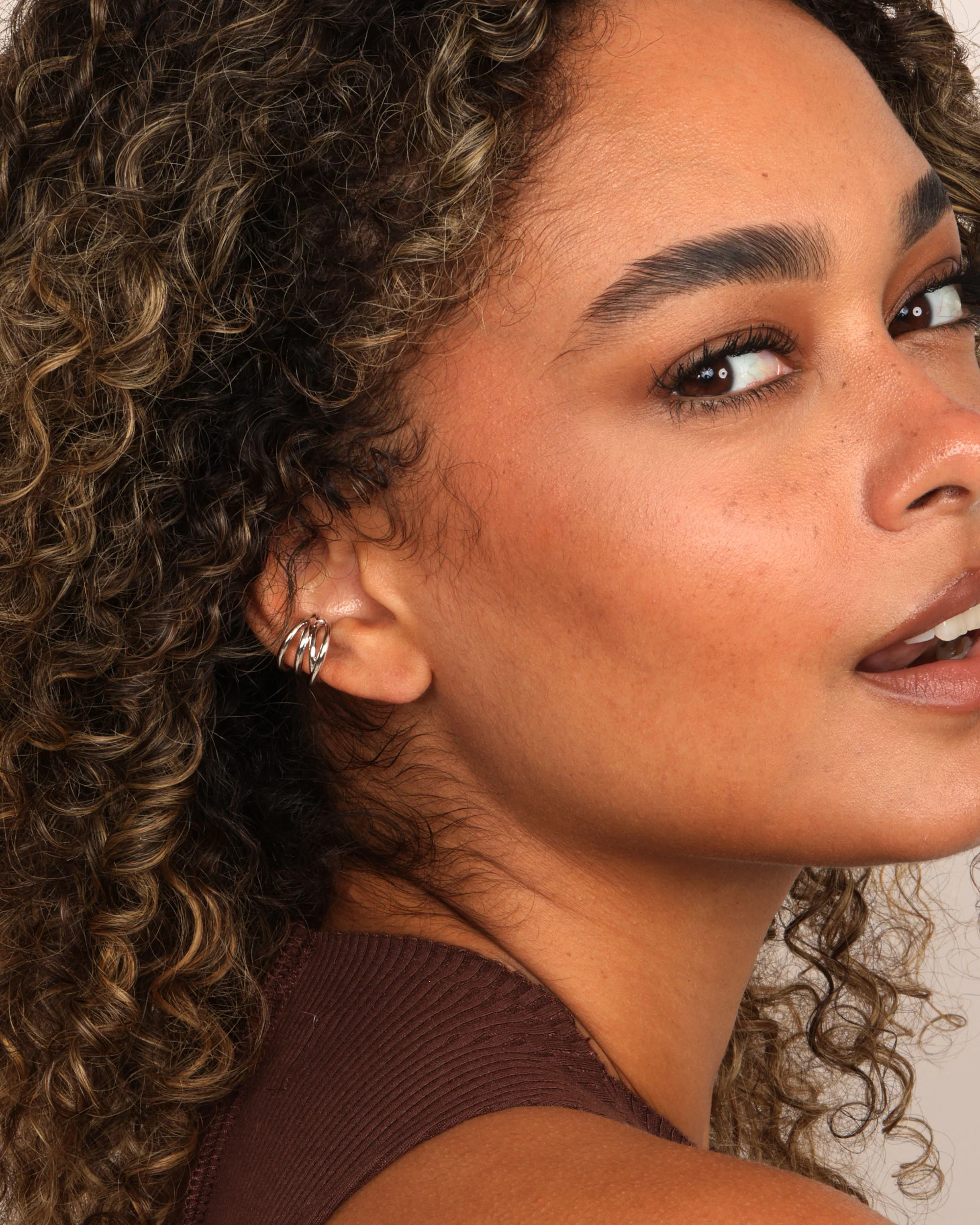 "She's So Smooth" Ear Cuff - Silver - Image 2